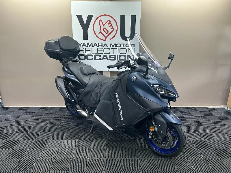 XP TMAX 560