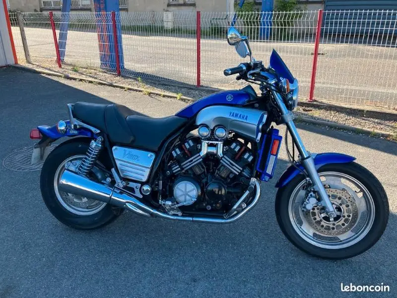 VMAX 1200