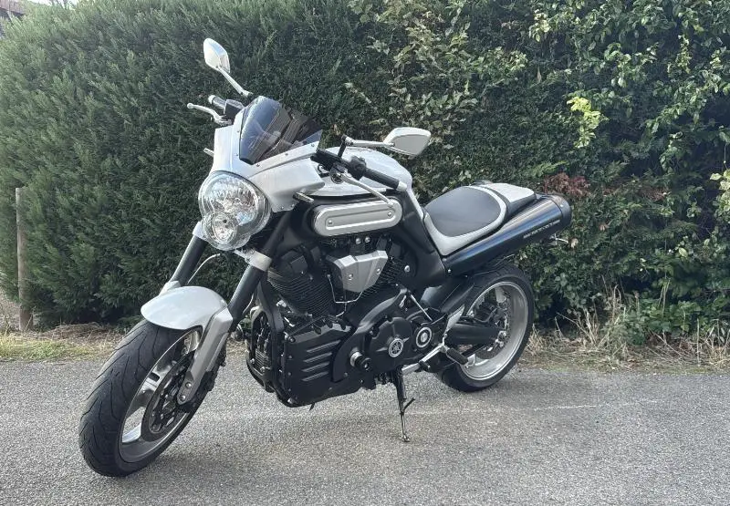 MT01