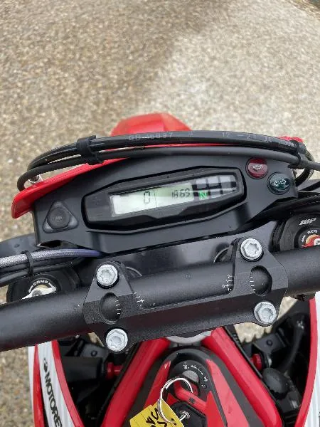 SM 700