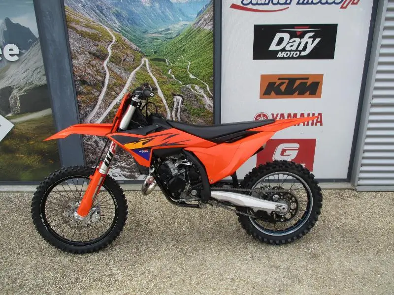 125 SX