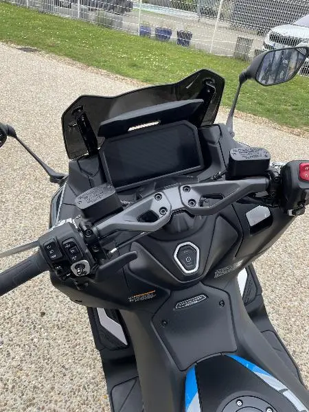 XP TMAX 560 TECH MAX
