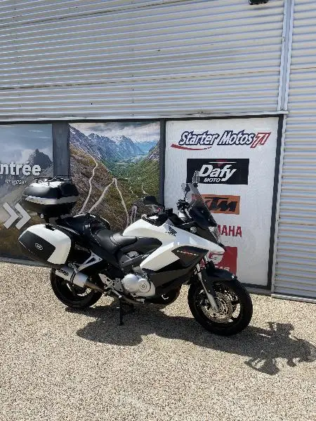 VFR 800 X