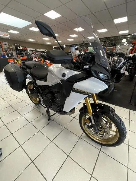 TRACER 9 GT
