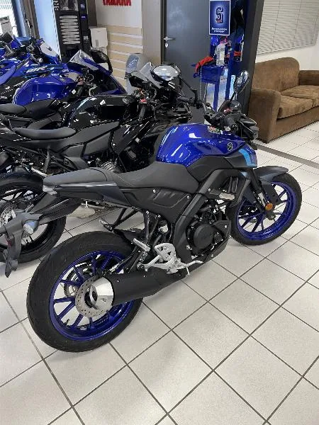 MT125 ABS