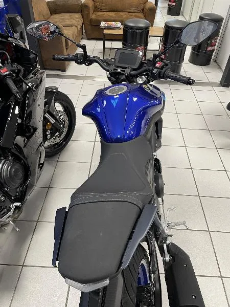 MT125 ABS