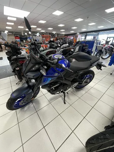 MT125 ABS