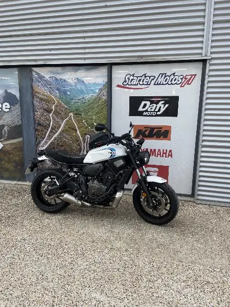 XSR 700