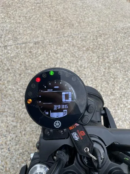 XSR 700