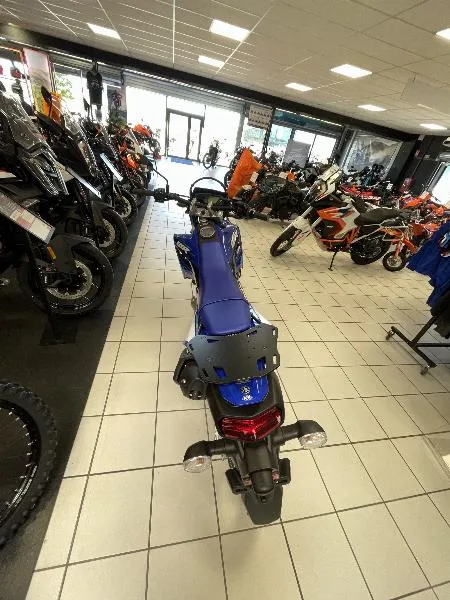 WR125R