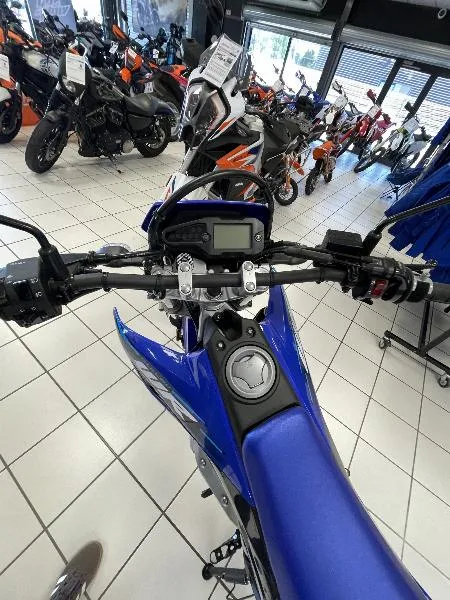 WR125R
