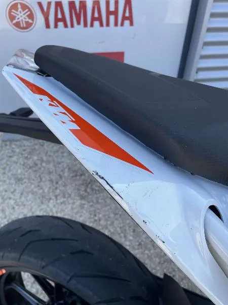 390 DUKE