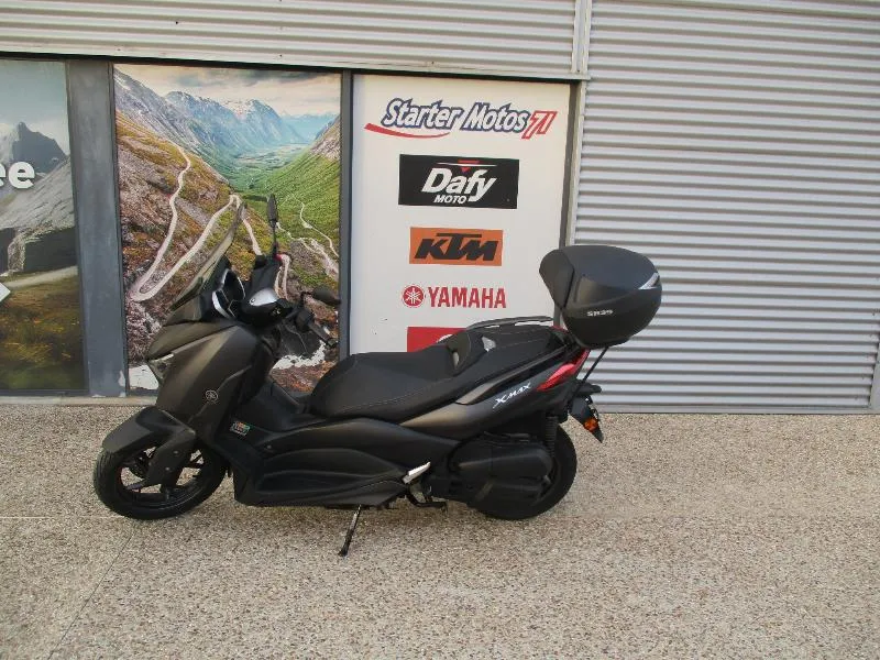 XMAX 125