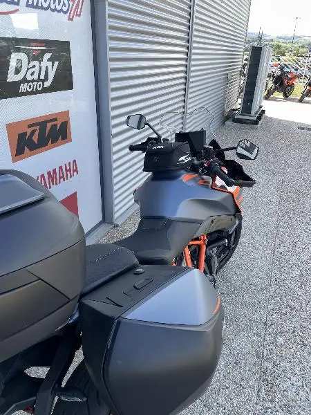 1290 SUPER DUKE GT