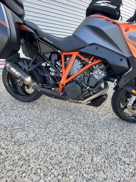 1290 SUPER DUKE GT