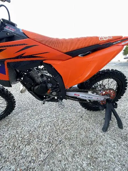 125 SX