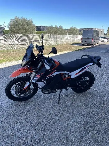890 ADVENTURE R