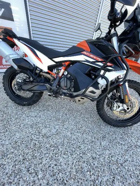 890 ADVENTURE R
