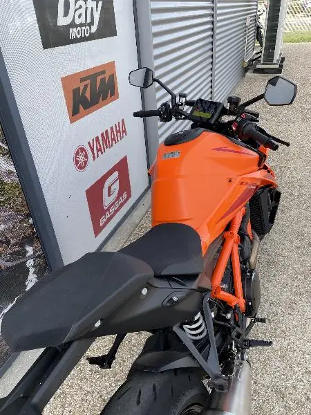 1390 SUPER DUKE R EVO