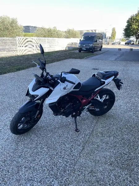 CB 750 HORNET