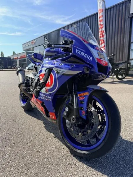 YZF 1000 R1
