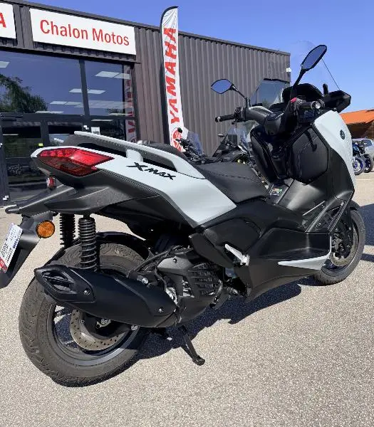 XMAX 125 TECH MAX