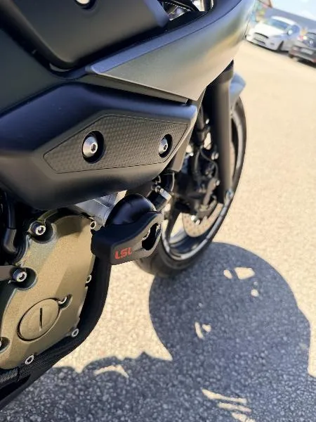 XJ6N