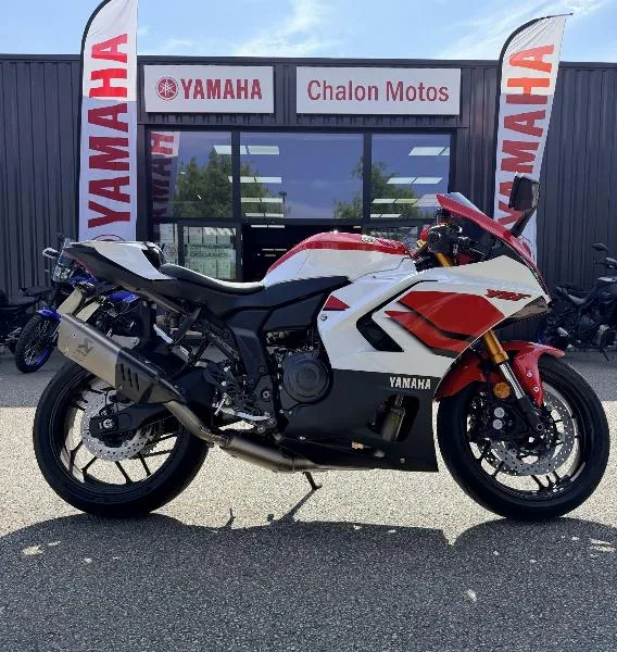 YZFR7