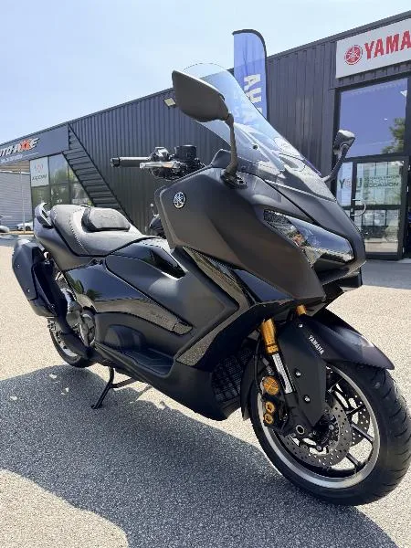 XP TMAX 560 TECH MAX