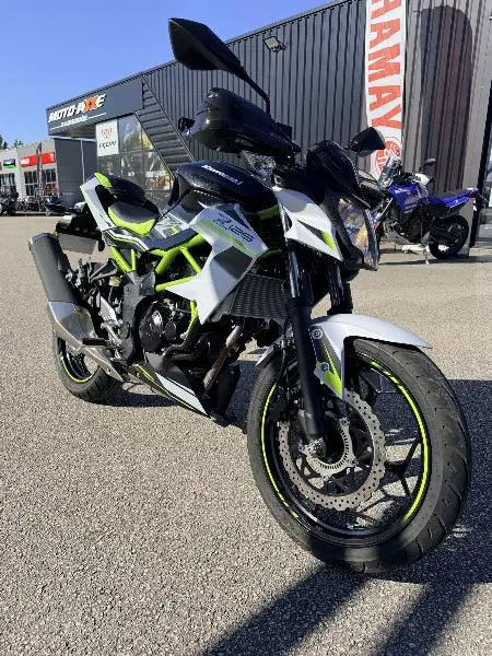 Z125