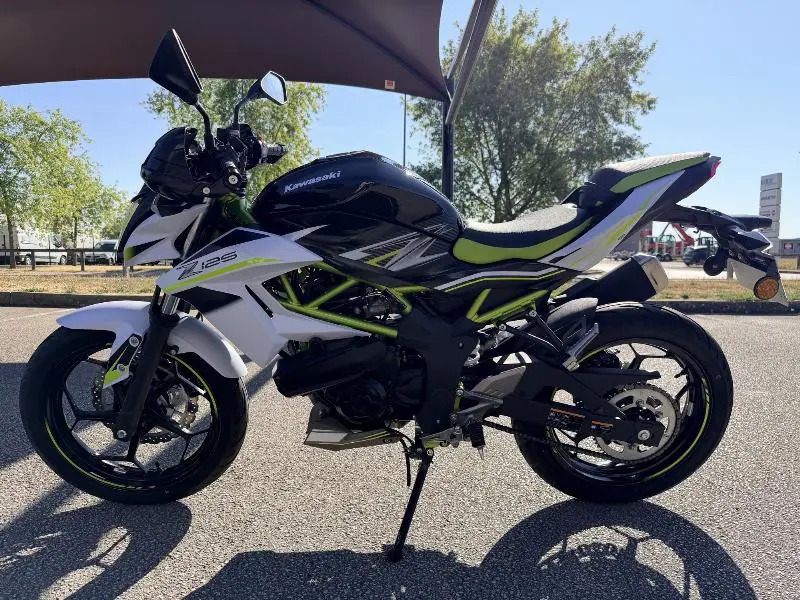 Z125