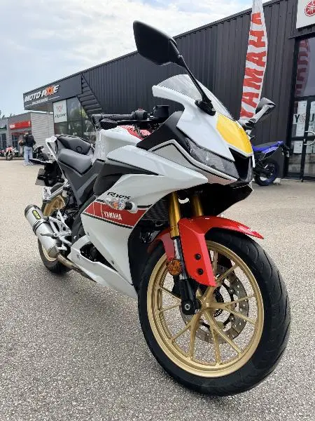 YZFR1 WORLD GP 60TH ANNIVERSARY