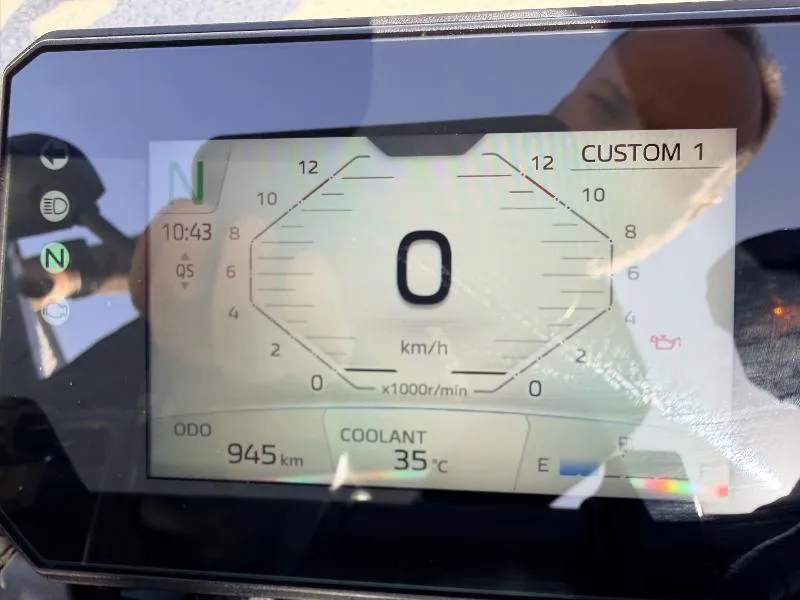 MT09