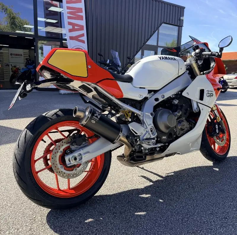 XSR 900 GP