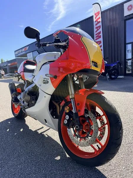 XSR 900 GP