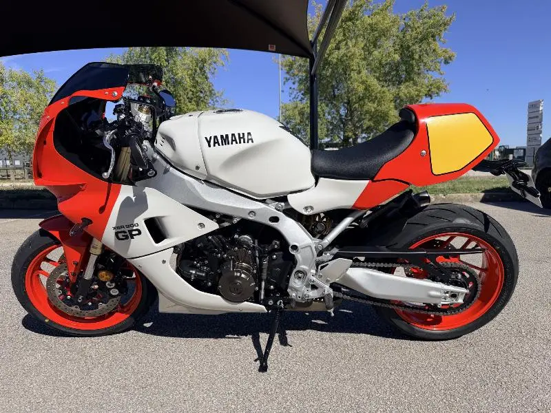 XSR 900 GP