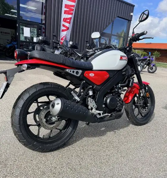 XSR 125
