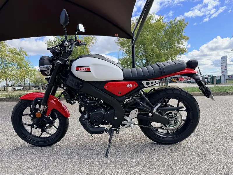 XSR 125