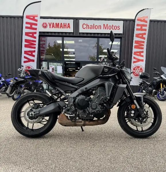 MT09