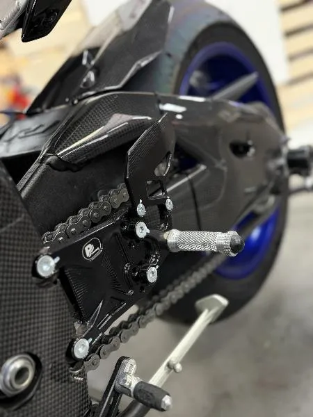YZF 1000 R1
