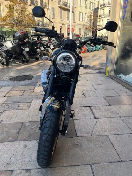 XSR 125 Legacy