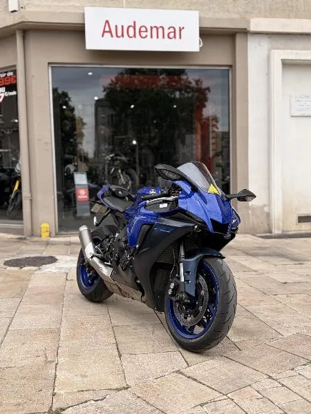 YZF 1000 R1 CROSS PLANE