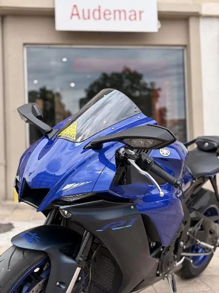 YZF 1000 R1 CROSS PLANE