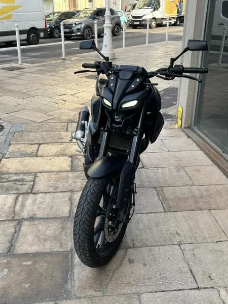 MT125 ABS