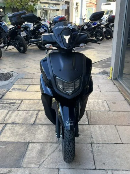 RayZR 125