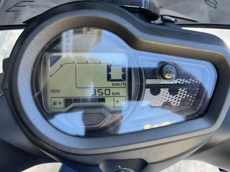 RayZR 125