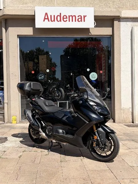 XP TMAX 560 TECH MAX