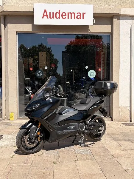 XP TMAX 560 TECH MAX