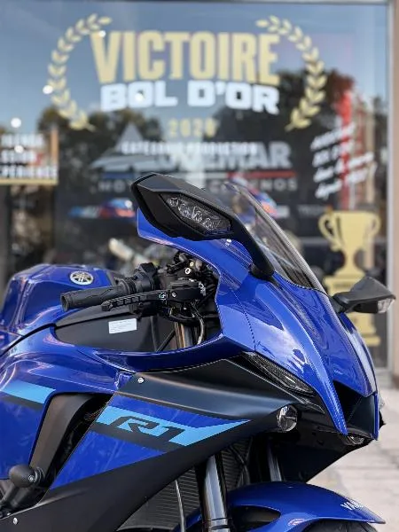 YZF 1000 R1