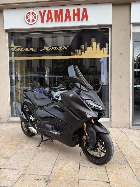 XP TMAX 560 TECH MAX